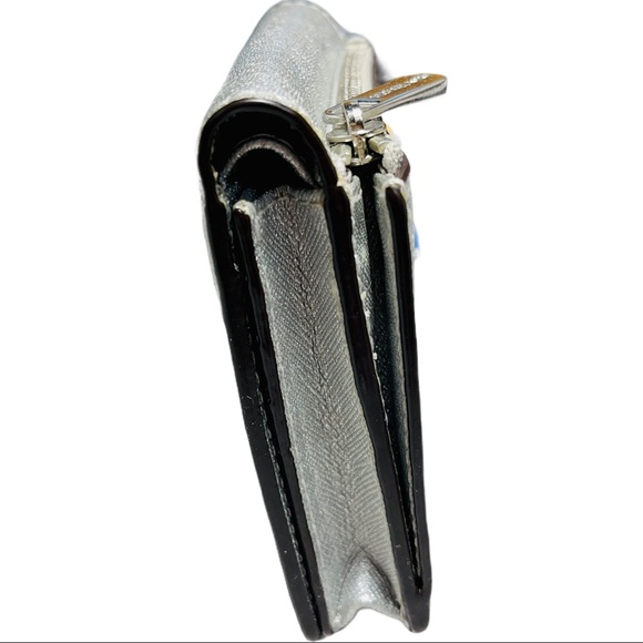 Michael Kors Wallet Silver - Picture 5 of 10